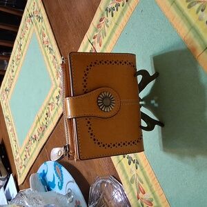 Sendefn Stylish Tan Women's Wallet